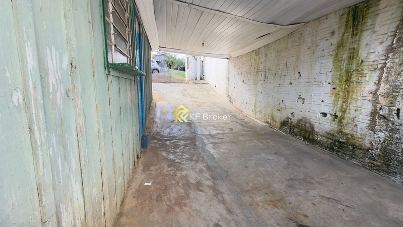 Terreno com Duas Casas à Venda - Jardim das Graças em Colombo/PR: 5ª foto da galeria de imagens do imóvel