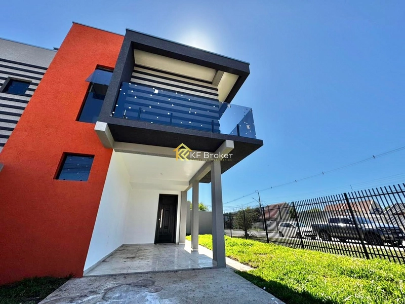 Sobrado de Esquina à Venda, com 03 quartos - Guaraituba em Colombo/PR: 3ª foto da galeria de imagens do imóvel