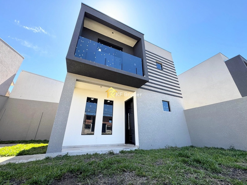 Sobrados à Venda, com 03 quartos - Guaraituba em Colombo/PR