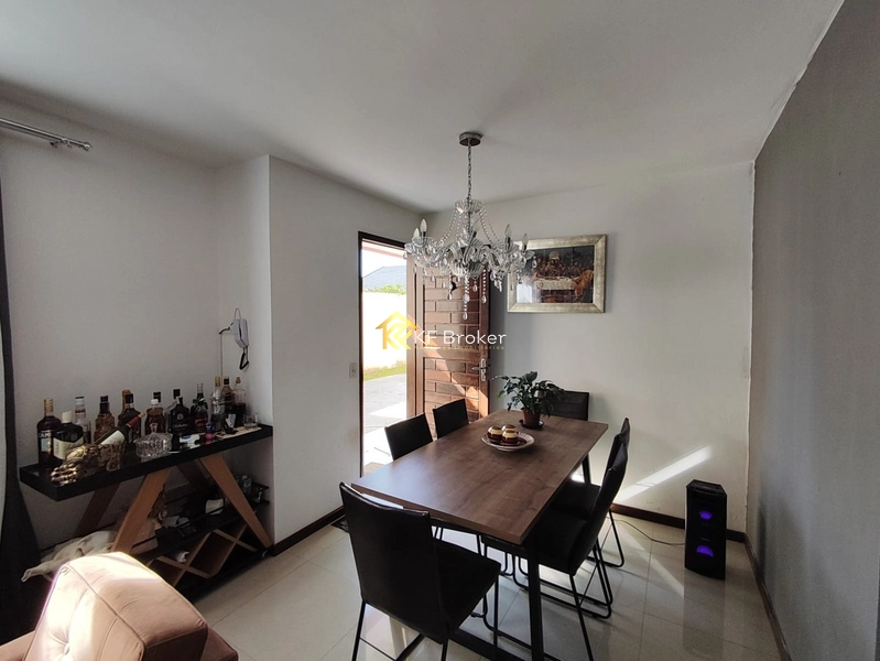 Triplex à Venda com 03 quartos, com 01 suíte - Cajuru em Curitiba/PR: 4ª foto da galeria de imagens do imóvel