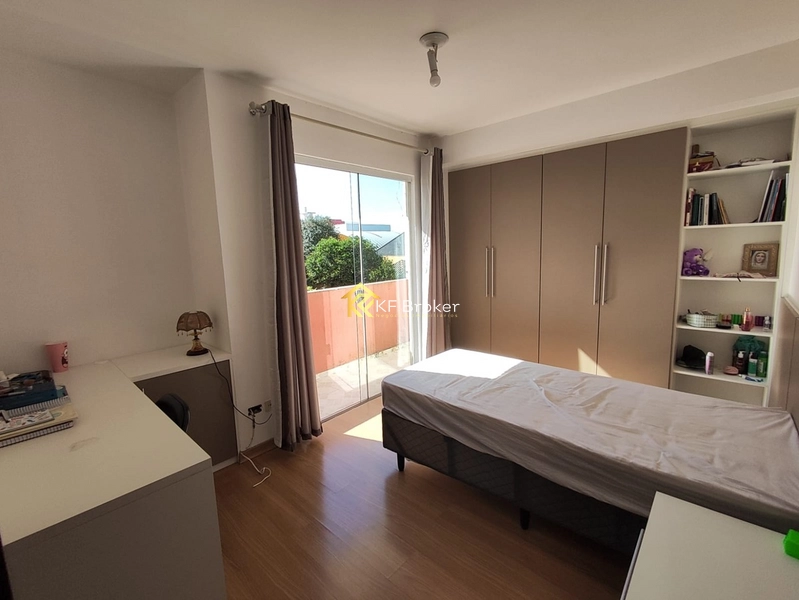 Triplex à Venda com 03 quartos, com 01 suíte - Cajuru em Curitiba/PR: 14ª foto da galeria de imagens do imóvel