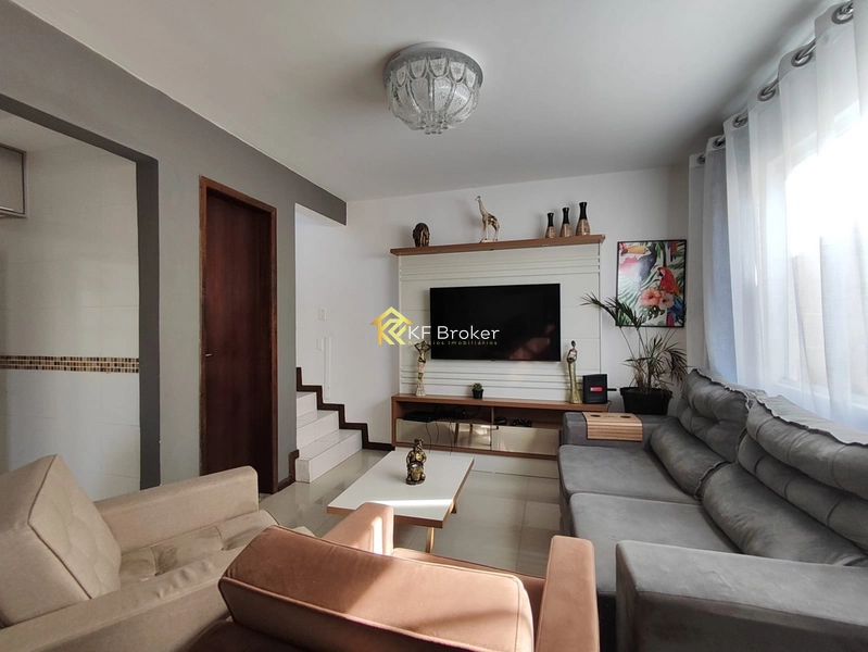 Triplex à Venda com 03 quartos, com 01 suíte - Cajuru em Curitiba/PR: 5ª foto da galeria de imagens do imóvel