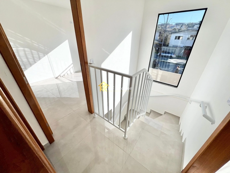 Sobrado à Venda, com 3 quartos - Guarani em Colombo/PR: 5ª foto da galeria de imagens do imóvel