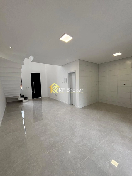 Sobrado de Alto Padrão à Venda - Costeira em São José dos Pinhais/PR: 7ª foto da galeria de imagens do imóvel