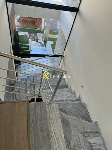 Sobrado à Venda em Condomínio - Campo de Santana em Curitiba/PR: 5ª foto da galeria de imagens do imóvel