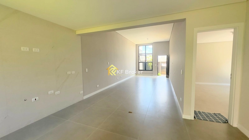 Casa de Alto Padrão à Venda - Guarani em Colombo/PR: 6ª foto da galeria de imagens do imóvel