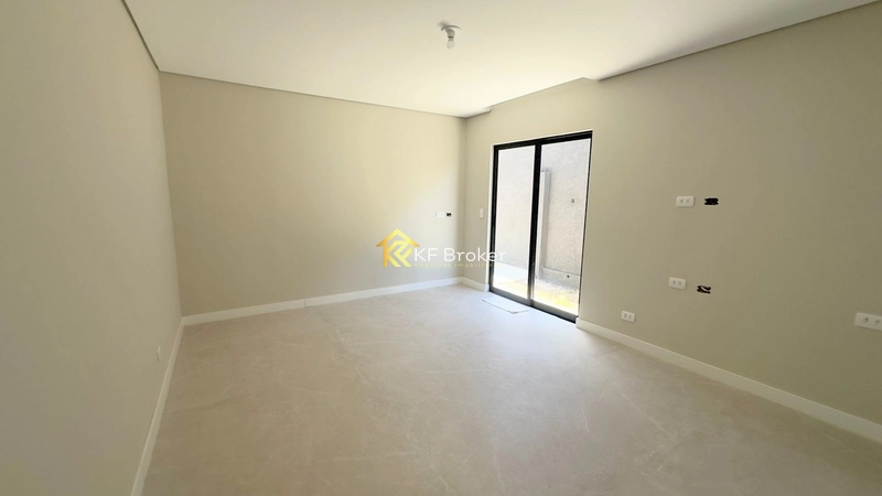 Casa de Alto Padrão à Venda - Guarani em Colombo/PR: 8ª foto da galeria de imagens do imóvel