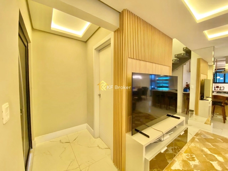 Sobrado Mobiliado à Venda em Condomínio Fechado - São Gabriel/Colombo: 5ª foto da galeria de imagens do imóvel