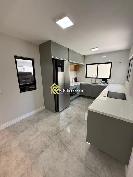 Casa de Alto Padrão, c/ 3 quartos - Cajuru em Curitiba/PR: 17ª foto da galeria de imagens do imóvel