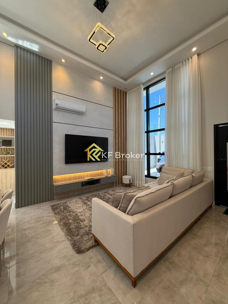 Casa de Alto Padrão, c/ 3 quartos - Cajuru em Curitiba/PR: 7ª foto da galeria de imagens do imóvel