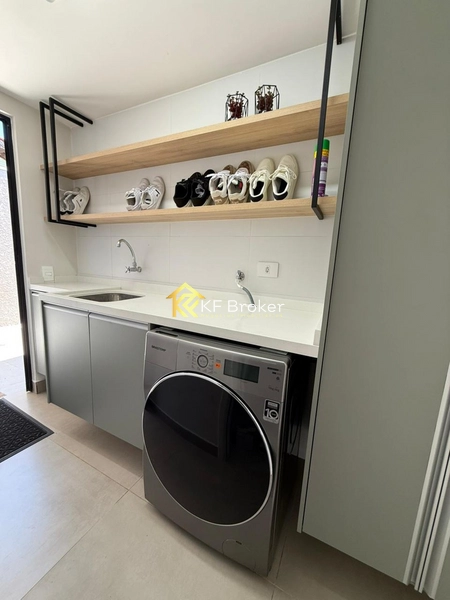 Casa de Alto Padrão, c/ 3 quartos - Cajuru em Curitiba/PR: 21ª foto da galeria de imagens do imóvel