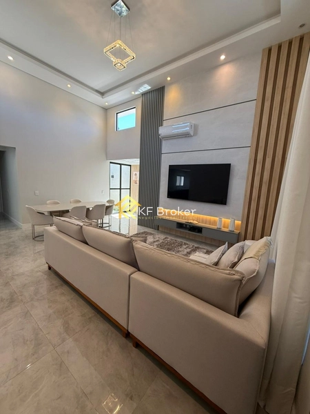 Casa de Alto Padrão, c/ 3 quartos - Cajuru em Curitiba/PR: 6ª foto da galeria de imagens do imóvel