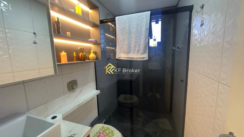 Casa com Piscina e Quiosque à Venda - Rio Verde em Colombo/PR: 15ª foto da galeria de imagens do imóvel