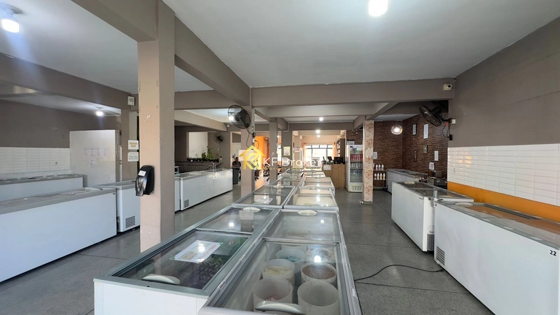 Imóvel Comercial com Residência e Subsolo à Venda - Atuba em Colombo: 5ª foto da galeria de imagens do imóvel