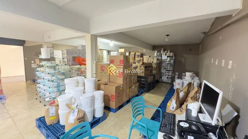 Imóvel Comercial com Residência e Subsolo à Venda - Atuba em Colombo: 16ª foto da galeria de imagens do imóvel