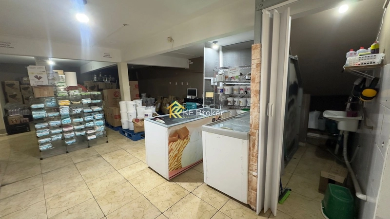 Imóvel Comercial com Residência e Subsolo à Venda - Atuba em Colombo: 15ª foto da galeria de imagens do imóvel