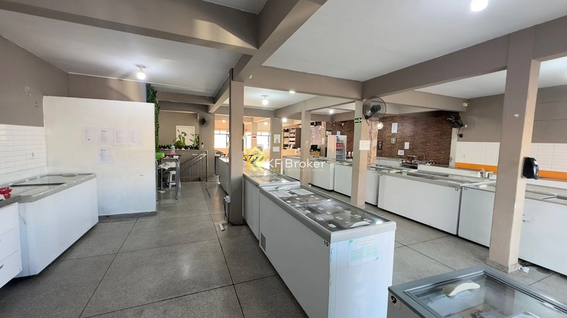 Imóvel Comercial com Residência e Subsolo à Venda - Atuba em Colombo: 6ª foto da galeria de imagens do imóvel