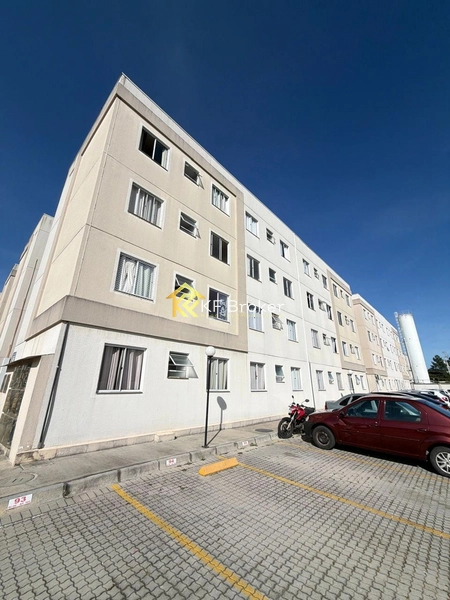 Apartamento à Venda em Condomínio  - São Gabriel em Colombo/PR