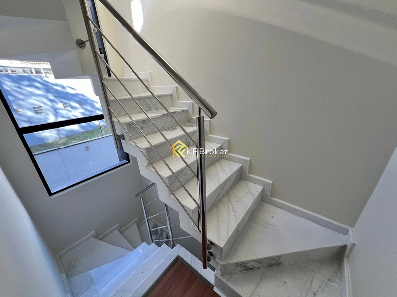Sobrados à Venda no Residencial Belmont - Uberaba, Curitiba/PR: 20ª foto da galeria de imagens do imóvel