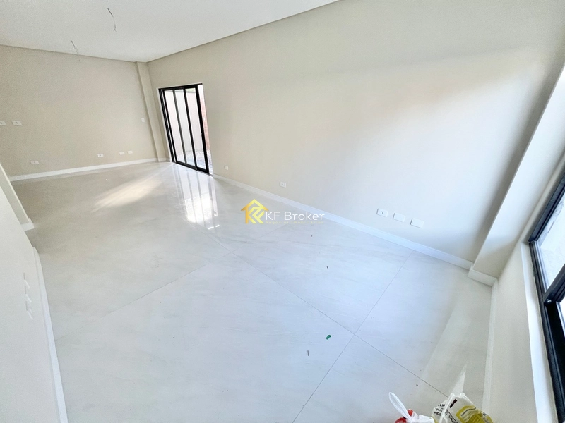 Sobrados à Venda no Residencial Belmont - Uberaba, Curitiba/PR: 4ª foto da galeria de imagens do imóvel