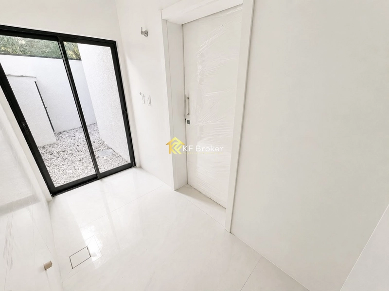 Sobrados à Venda no Residencial Belmont - Uberaba, Curitiba/PR: 8ª foto da galeria de imagens do imóvel