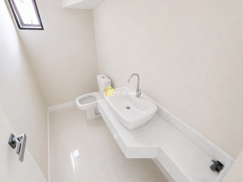 Sobrados à Venda no Residencial Belmont - Uberaba, Curitiba/PR: 6ª foto da galeria de imagens do imóvel