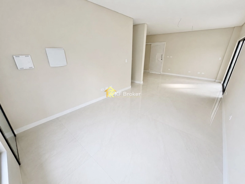 Sobrados à Venda no Residencial Belmont - Uberaba, Curitiba/PR: 4ª foto da galeria de imagens do imóvel