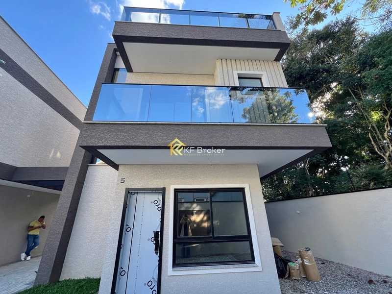 Sobrados à Venda no Residencial Belmont - Uberaba, Curitiba/PR: 2ª foto da galeria de imagens do imóvel