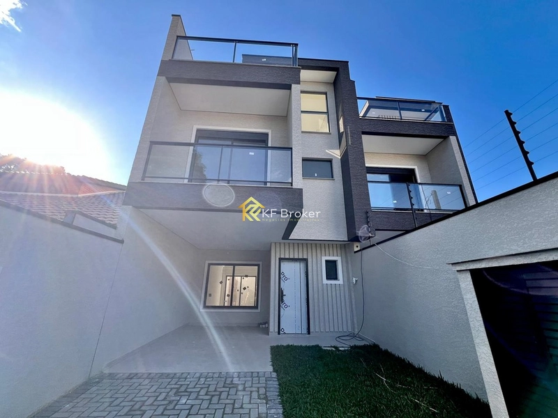 Sobrados à Venda no Residencial Belmont - Uberaba, Curitiba/PR: 3ª foto da galeria de imagens do imóvel