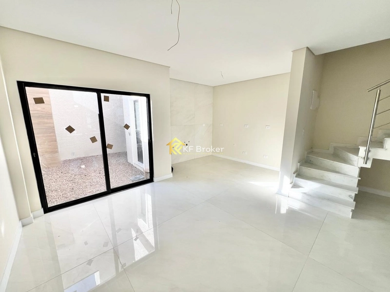Sobrados à Venda no Residencial Belmont - Uberaba, Curitiba/PR: 7ª foto da galeria de imagens do imóvel