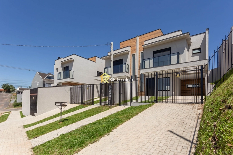 Sobrado à Venda, com 3 quartos – Atuba, Curitiba/PR: 2ª foto da galeria de imagens do imóvel
