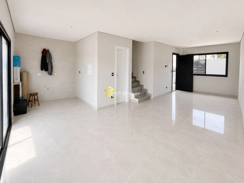 Sobrado Triplex de Esquina à Venda - Atuba, Curitiba/PR: 36ª foto da galeria de imagens do imóvel