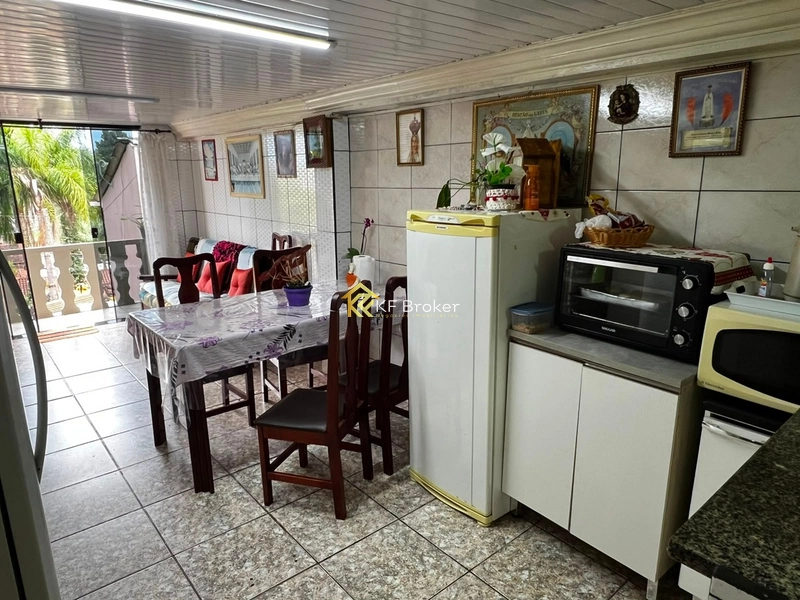 Casa à Venda, com 3 quartos - Santa Cândida, Curitiba/PR: 6ª foto da galeria de imagens do imóvel