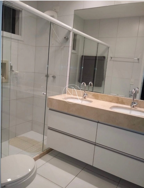 LINDÍSSIMA CASA DUPLEX EM CONDOMINIO FECHADO.: 8ª foto da galeria de imagens do imóvel