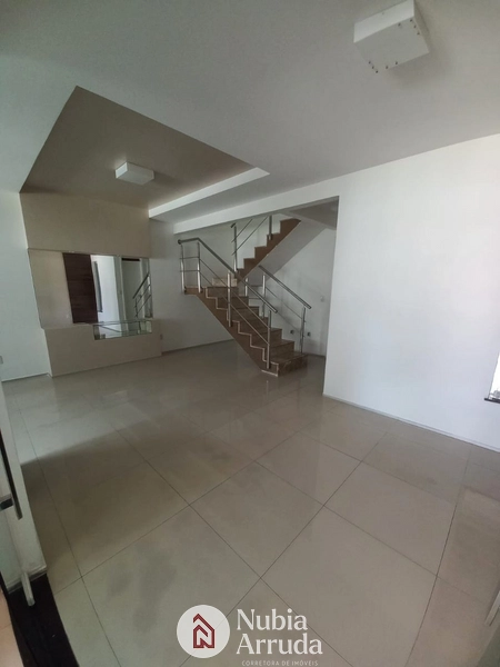 Casa Duplex solta com 3 quartos na Maraponga: 6ª foto da galeria de imagens do imóvel