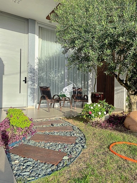 Casa à venda no Centro de Xangri-lá: 4ª foto da galeria de imagens do imóvel
