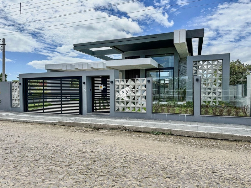 Casa à venda em Atlântida - Xangri-Lá: 1ª foto da galeria de imagens do imóvel