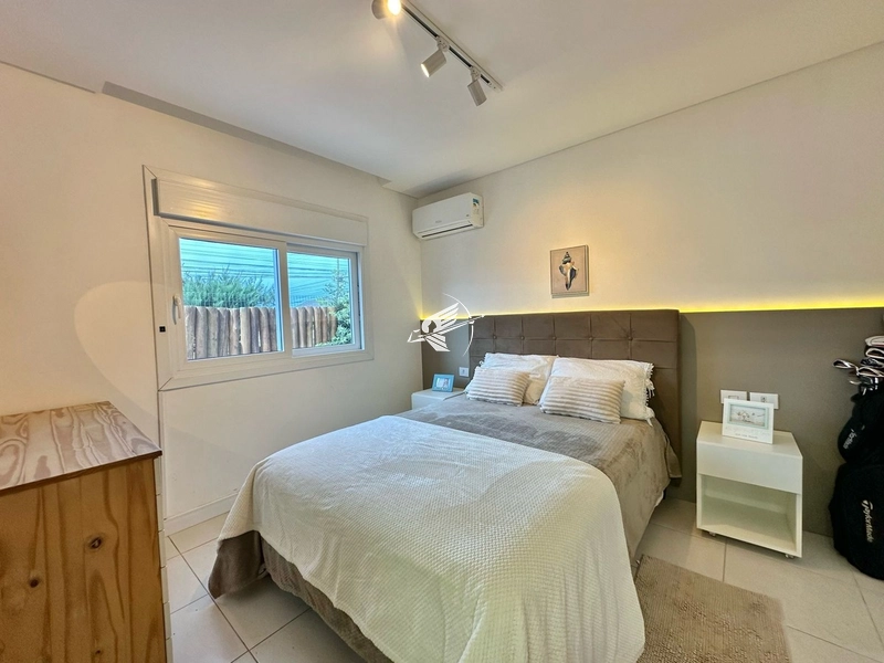 Casa à venda em Rainha do Mar: 18ª foto da galeria de imagens do imóvel
