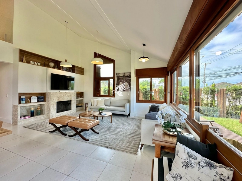 Casa à venda em Rainha do Mar: 3ª foto da galeria de imagens do imóvel