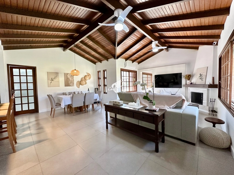 Casa à venda no Centro de Xangri-Lá: 4ª foto da galeria de imagens do imóvel