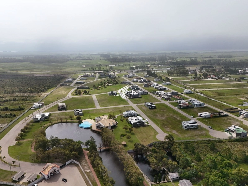 Casa à venda no condomínio Terrasul: 8ª foto da galeria de imagens do imóvel