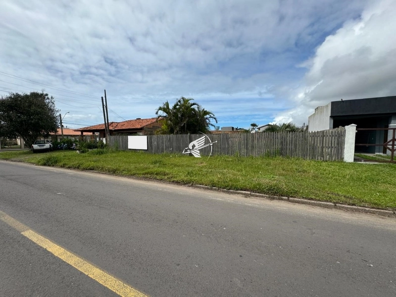 Terreno à venda em Xangri-Lá: 3ª foto da galeria de imagens do imóvel