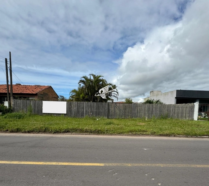 Terreno à venda em Xangri-Lá: 1ª foto da galeria de imagens do imóvel