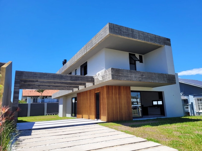 Casa à venda em Atlântida: 1ª foto da galeria de imagens do imóvel