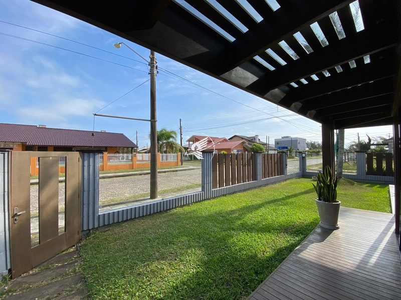 Casa à venda no Arpoador em Xangri-Lá: 2ª foto da galeria de imagens do imóvel
