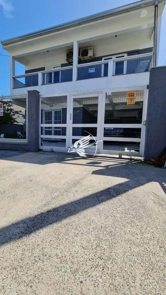 Casa à venda no Centro de Xangri-Lá: 1ª foto da galeria de imagens do imóvel