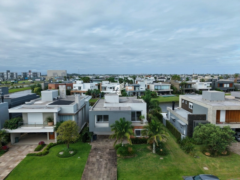 Casa Beira Lago à venda no condomínio Enseada Lagos em Xangri-Lá: 27ª foto da galeria de imagens do imóvel