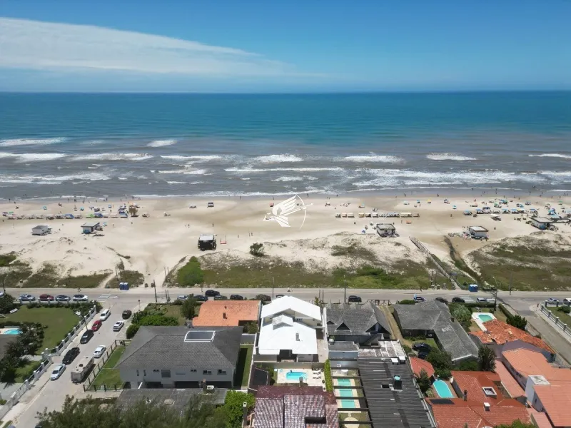 Casa á venda Beira mar em Atlântida: 8ª foto da galeria de imagens do imóvel
