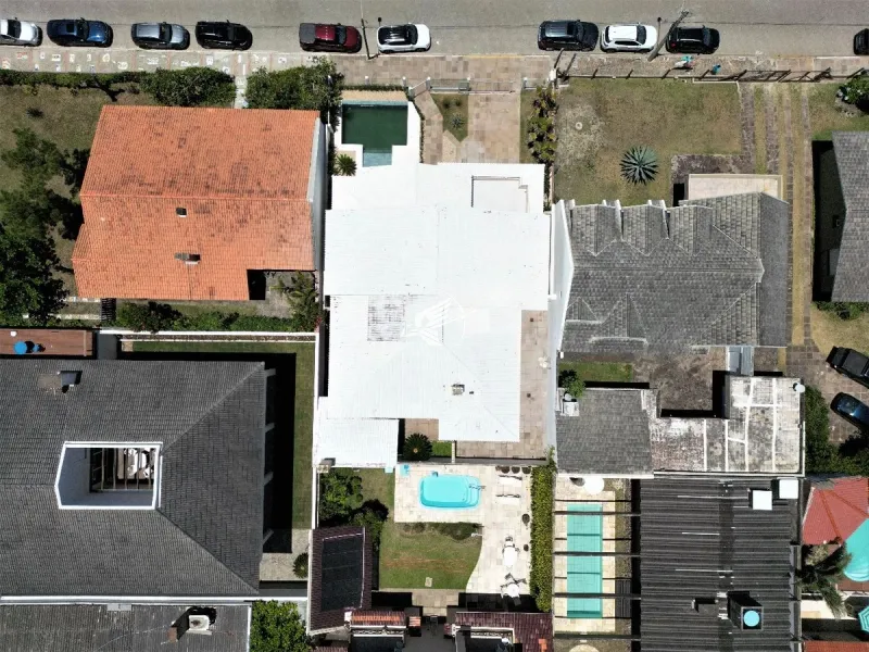 Casa á venda Beira mar em Atlântida: 3ª foto da galeria de imagens do imóvel