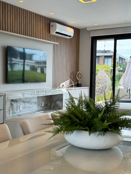 Casa beira lago à venda no condomínio Sense em Xangri-Lá: 12ª foto da galeria de imagens do imóvel